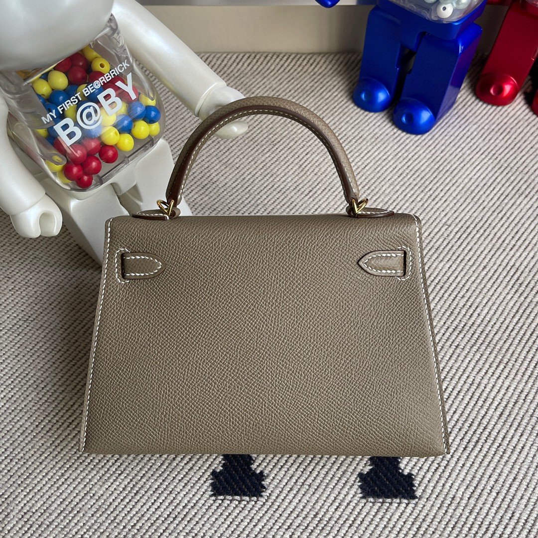Hermès（爱马仕）Minikelly ll Epsom 原厂掌纹皮 ck18 大象灰 Etoupe 金扣 现货