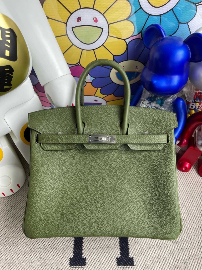 Hermès（爱马仕）Birkin 铂金包 原厂小牛皮 橄榄绿 银扣 25cm 顶级手缝