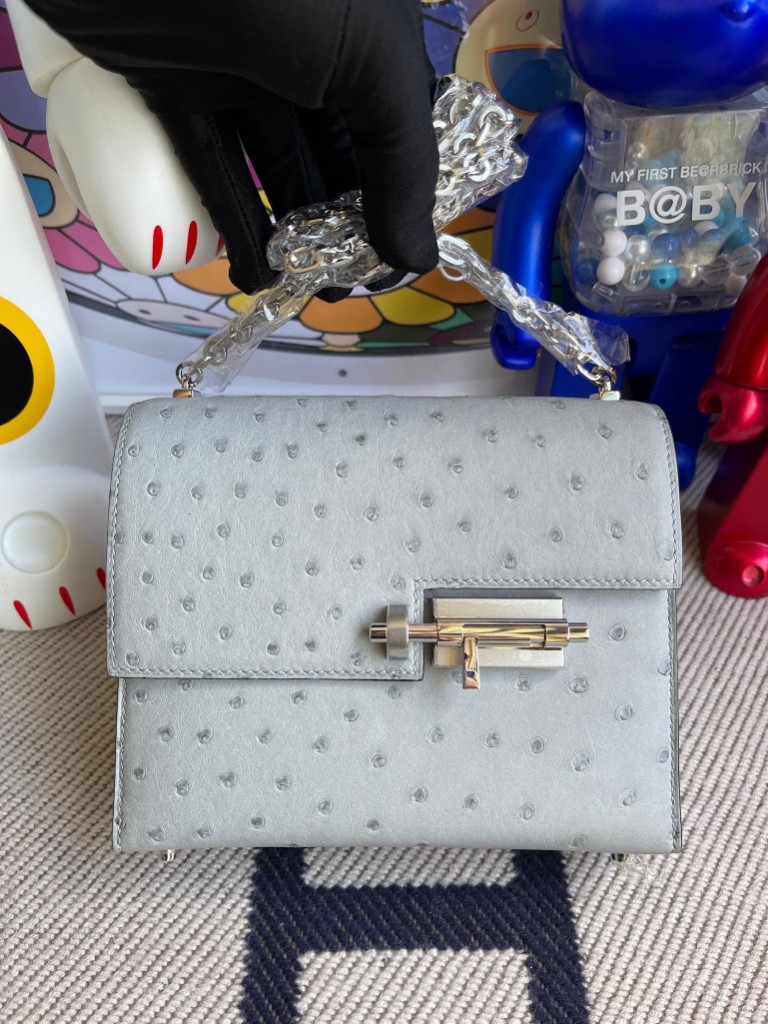 Hermès（爱马仕）Verrou 插销包 Ostrich kk鸵鸟 8U 冰川蓝 银扣 17cm 顶级手缝