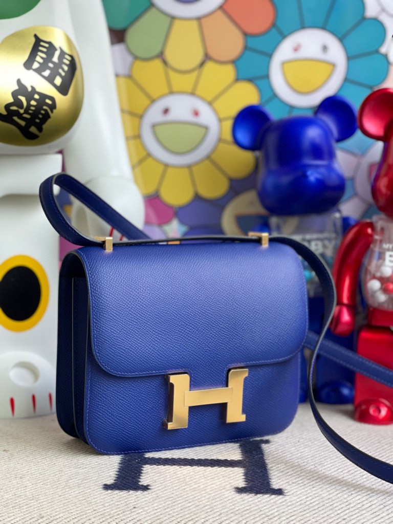 Hermès（爱马仕）Constance 空姐包 Epsom 原厂掌纹皮 7T 电光蓝 金扣 18cm 顶级手缝