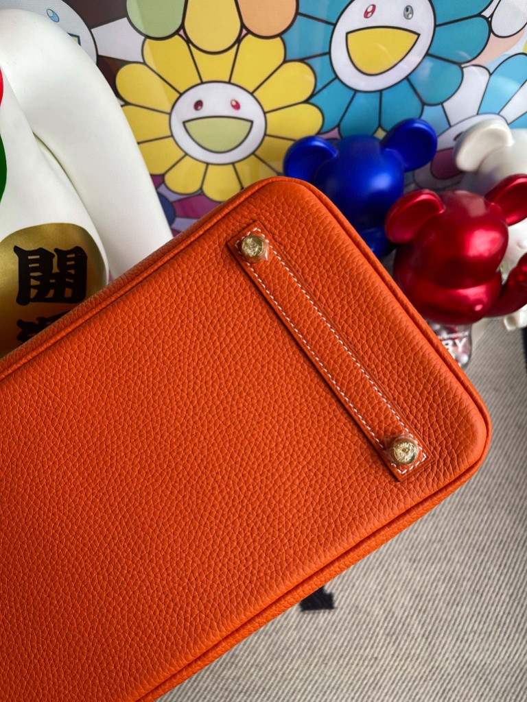 Hermès（爱马仕）Birkin 铂金包 9J火焰橙 原厂小牛皮 金扣 30cm 顶级手缝 定制