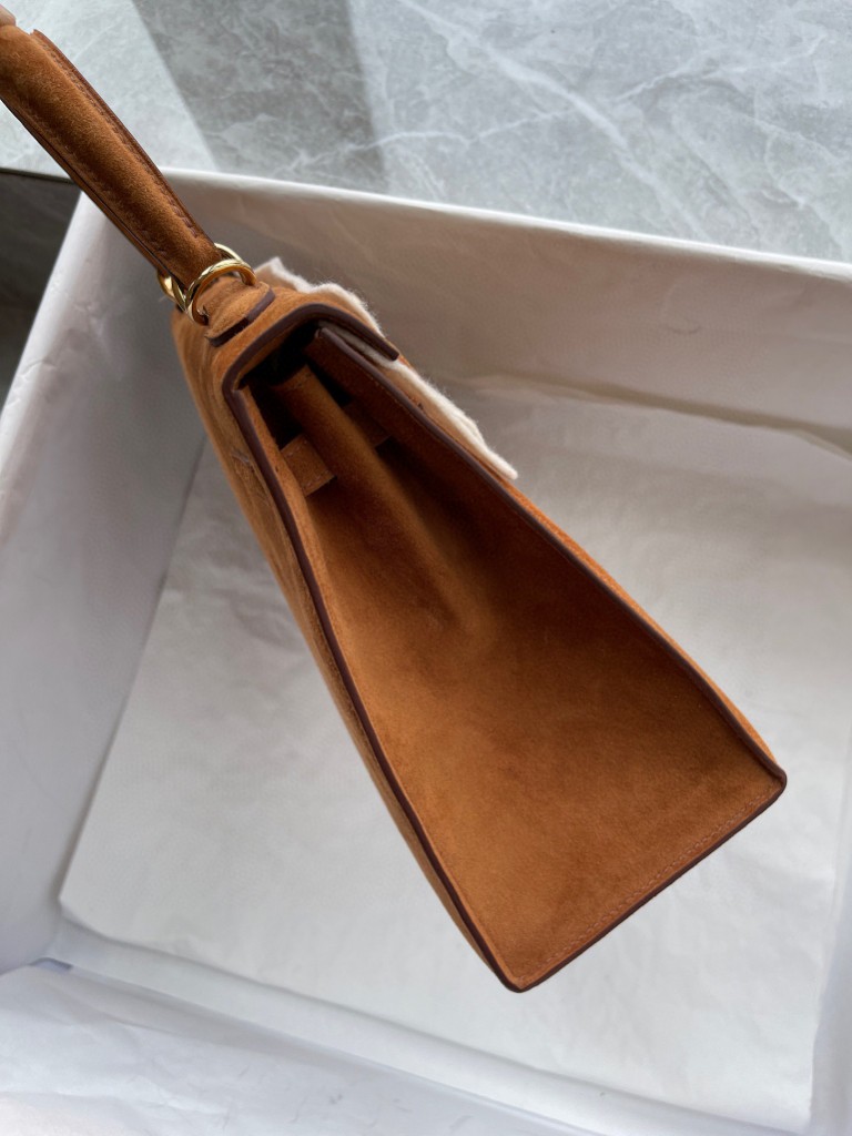 Hermès（爱马仕）Kelly 凯莉包 麂皮 ck37 金棕色 Gold 金扣 25cm 顶级手缝 现货