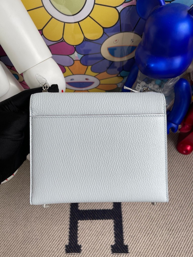 Hermès（爱马仕）Verrou 插销包 Chevre T0 雾蓝色 银扣 17cm 顶级手缝