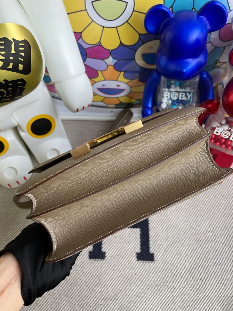 Hermès（爱马仕）Constance 空姐包 Epsom 原厂掌纹皮 ck18 大象灰 Etoupe 金扣 24cm 顶级手缝