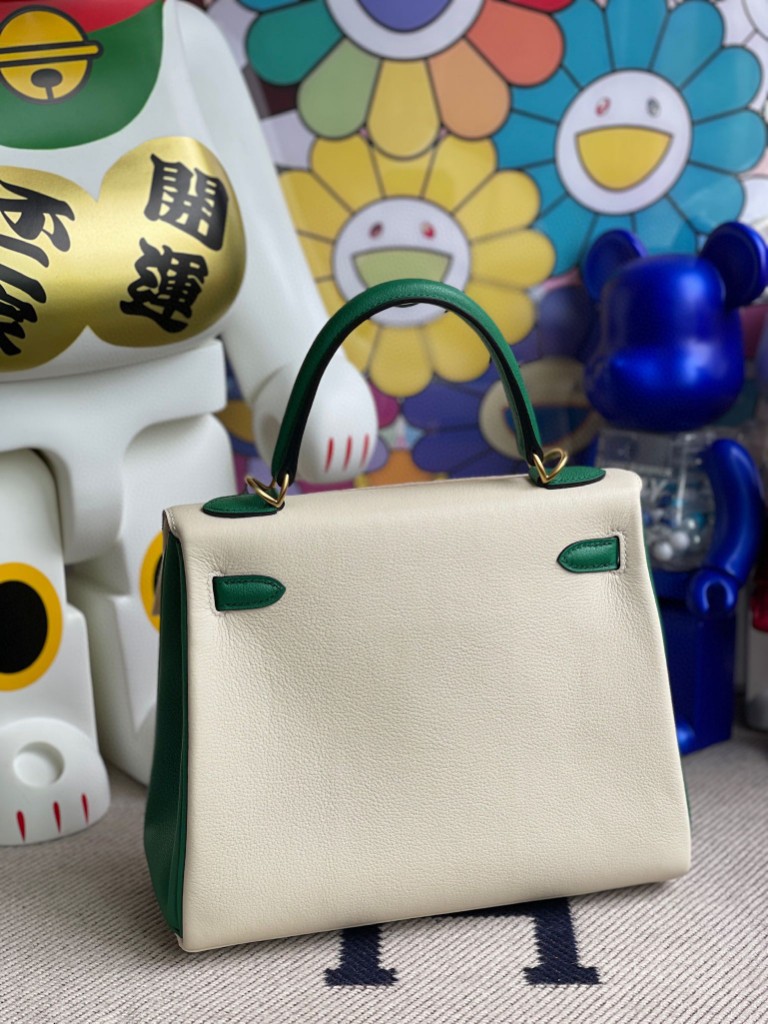 Hermès（爱马仕）Kelly 凯莉包 Evecolor ck10 奶昔白 拼丝绒绿 磨砂金扣 马蹄印 25cm 顶级手缝