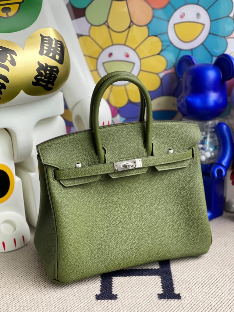 Hermès（爱马仕）Birkin 铂金包 原厂小牛皮 橄榄绿 银扣 25cm 顶级手缝