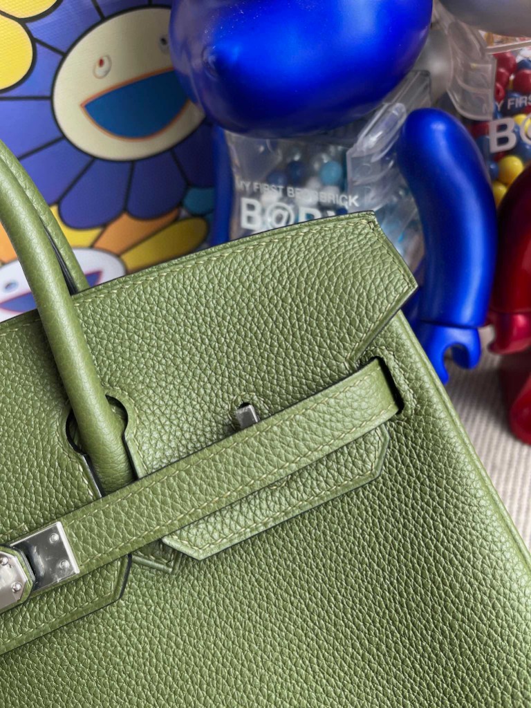 Hermès（爱马仕）Birkin 铂金包 原厂小牛皮 橄榄绿 银扣 25cm 顶级手缝
