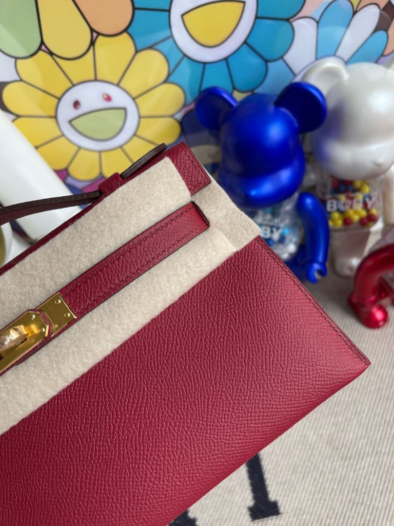 Hermès（爱马仕）Mini pochette Epsom 原厂掌纹皮 k1 石榴红 金扣 22cm 手拿包 晚宴包