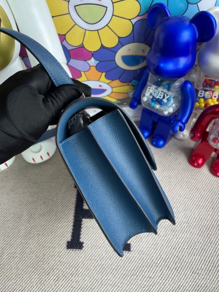 Hermès（爱马仕）Constance 空姐包 epsom 原厂掌纹皮 S4 深邃蓝 珐琅扣 银扣 24cm 顶级手缝