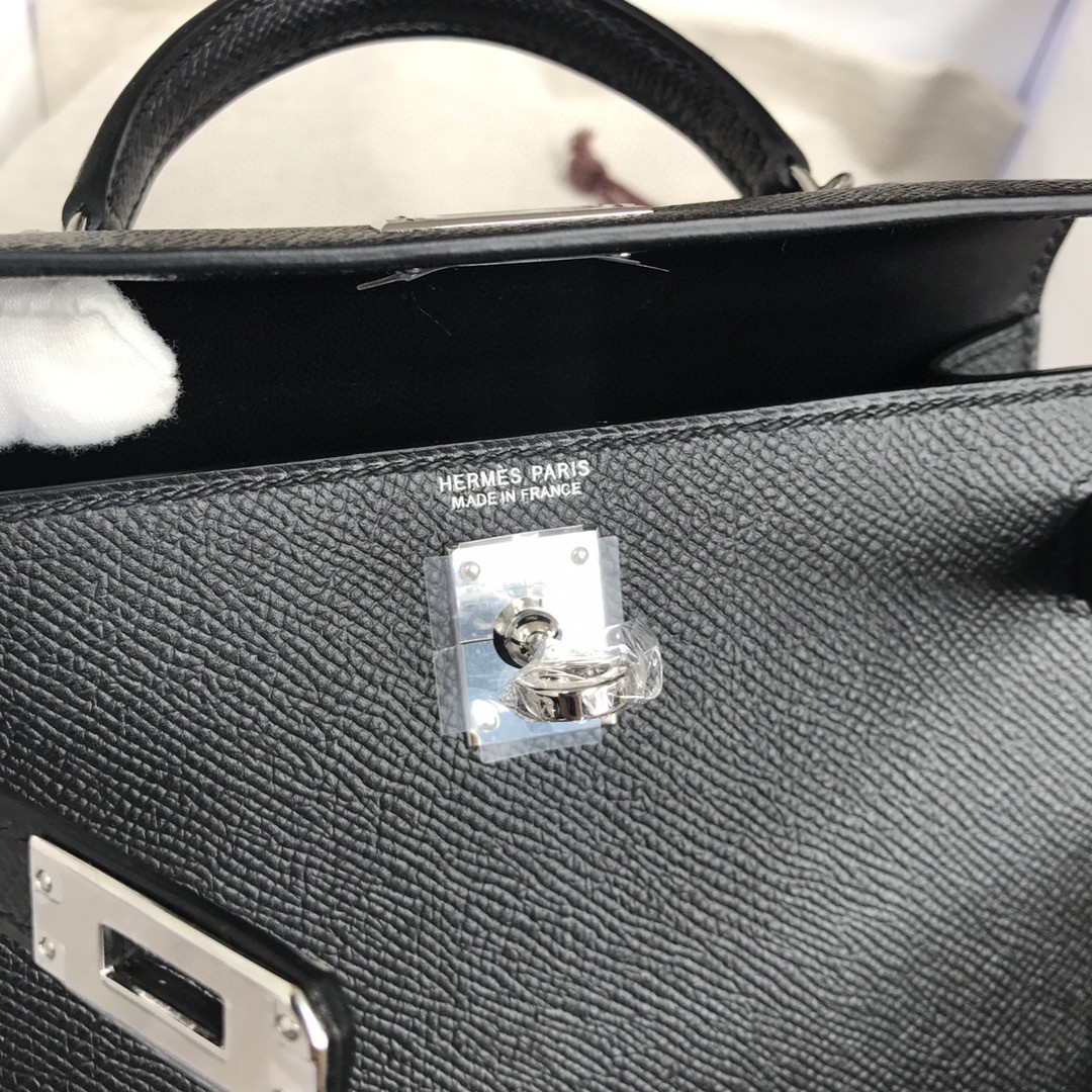 Hermès(爱马仕)Mini kelly ll Epsom 原厂掌纹皮 ck89 黑色 noir 银扣 顶级手缝 现货-拉尔森鳄鱼皮具定制 - 爱马仕包包官网 Hermès(爱马仕)Mini kelly ll Epsom 原厂掌纹皮 ck89 黑色 noir 银扣 顶级手缝 现货