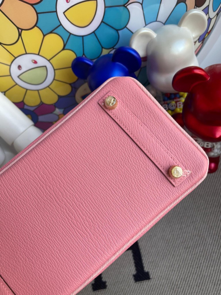 Hermès(爱马仕)Birkin 铂金包 山羊皮 5p 樱花粉拼 3Q粉 金扣 马蹄印 25cm 顶级手缝-拉尔森鳄鱼皮具定制 - 爱马仕包包官网 Hermès(爱马仕)Birkin 铂金包 山羊皮 5p 樱花粉拼 3Q粉 金扣 马蹄印 25cm 顶级手缝