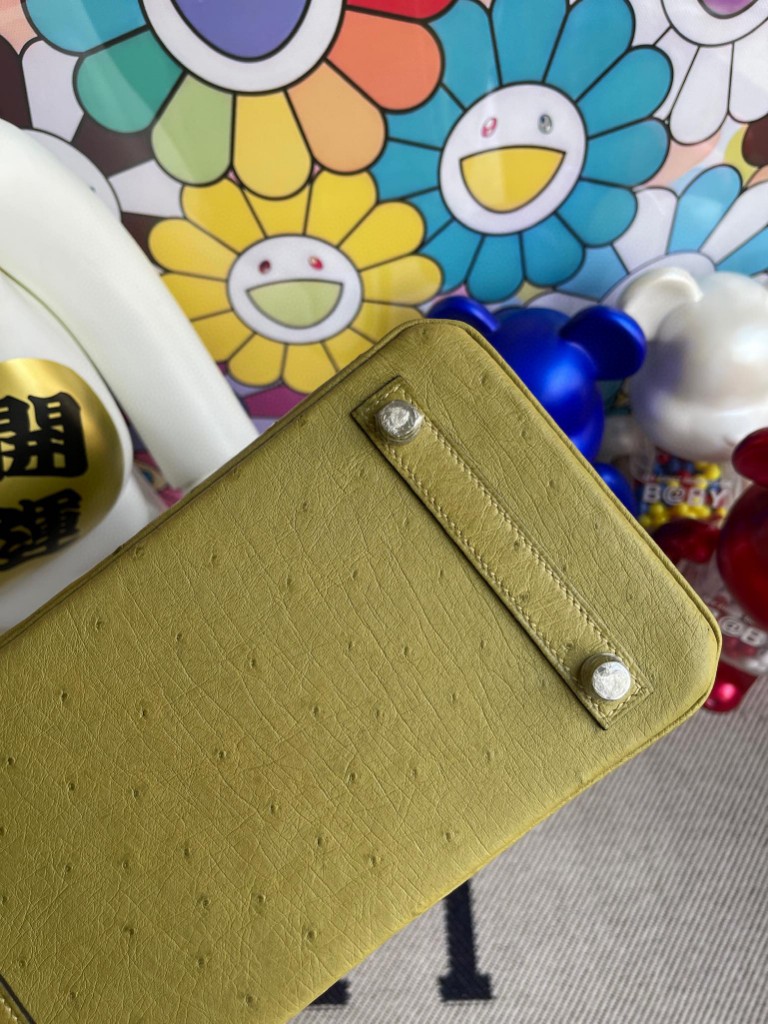 Hermès（爱马仕）Birkin 铂金包 Ostrich kk鸵鸟 草绿色 银扣 25cm 顶级手缝