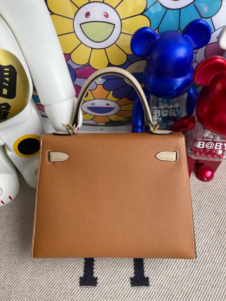 Hermès（爱马仕）Kelly 凯莉包 Epsom 原厂掌纹皮 ck37 金棕色 拼 S2 风衣灰 金扣 25cm 马蹄印 顶级手缝