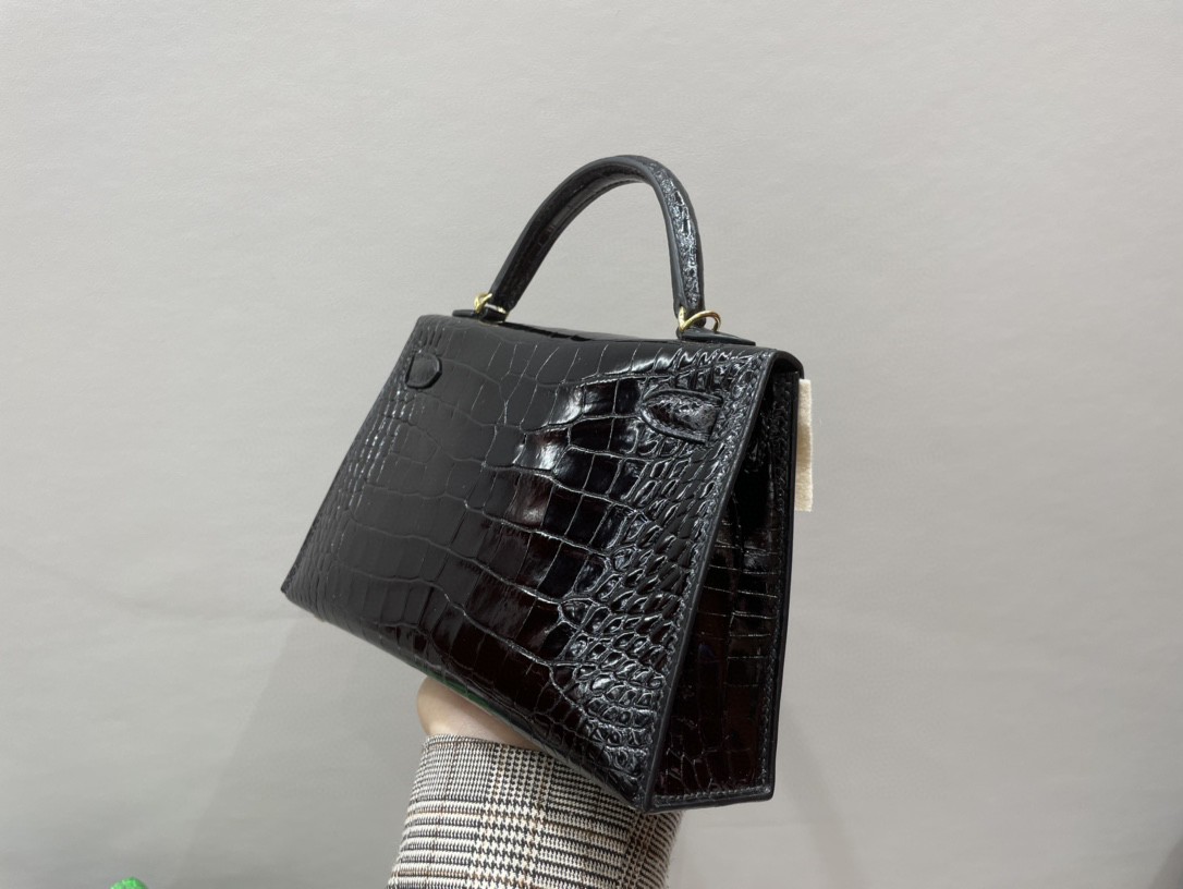 Hermès（爱马仕）Mini kelly ll Alligator shiny 亮面鳄鱼 ck89 黑色 Noir 金扣 顶级手缝 现货