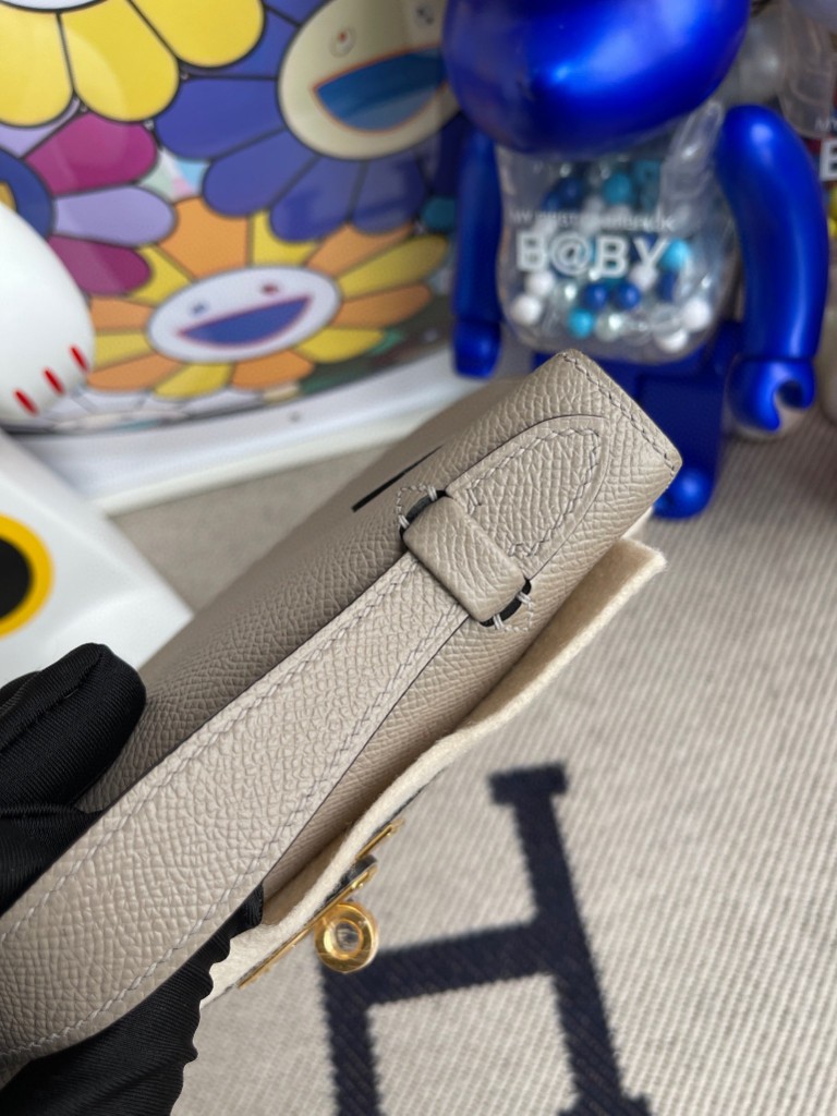Hermès（爱马仕）Mini pochette Epsom 原厂掌纹皮 M8 沥青灰 Gris ashpite  金扣 22cm 手拿包 晚宴包