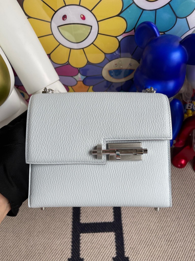 Hermès（爱马仕）Verrou 插销包 Chevre T0 雾蓝色 银扣 17cm 顶级手缝