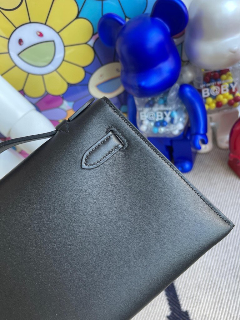 Hermès（爱马仕）Mini kelly pochette Swift 皮 ck89 黑色 Noir 金扣 22cm 手拿包 晚宴包