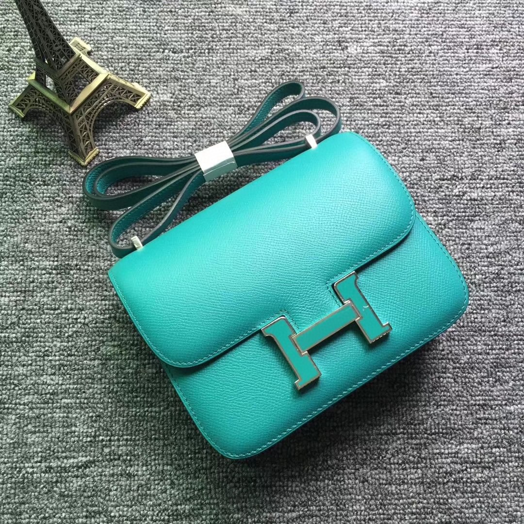 Hermès（爱马仕）Constance 空姐包 Epsom 原厂掌纹 7F 孔雀蓝 内拼 薄荷绿 珐琅扣 19cm 现货
