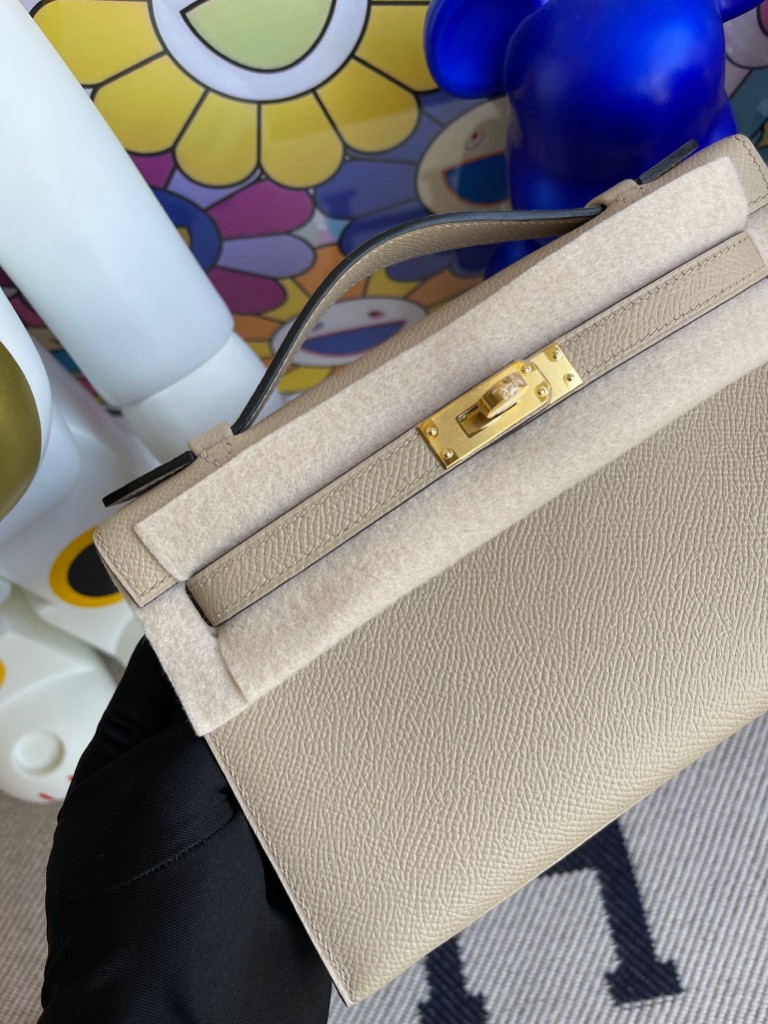 Hermès（爱马仕）Mini kelly pochette Epsom 原厂掌纹皮 S2 风衣灰 Trench 金扣 22cm 顶级手缝 手拿包