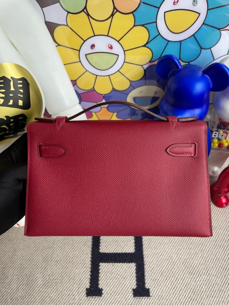 Hermès(爱马仕)Mini pochette Epsom 原厂掌纹皮 k1 石榴红 金扣 22cm 手拿包 晚宴包-拉尔森鳄鱼皮具定制 - 爱马仕包包官网 Hermès(爱马仕)Mini pochette Epsom 原厂掌纹皮 k1 石榴红 金扣 22cm 手拿包 晚宴包