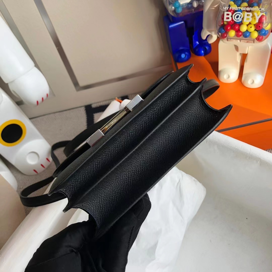 Hermès（爱马仕）Constance 空姐包 Epsom ck89 黑色 银扣 19cm