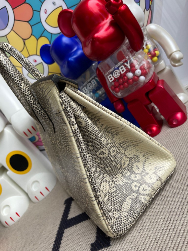 Hermès（爱马仕）Birkin 铂金包 Lizard 进口亮面蜥蜴 原色 小喜马拉雅色 金扣 25cm 顶级手缝
