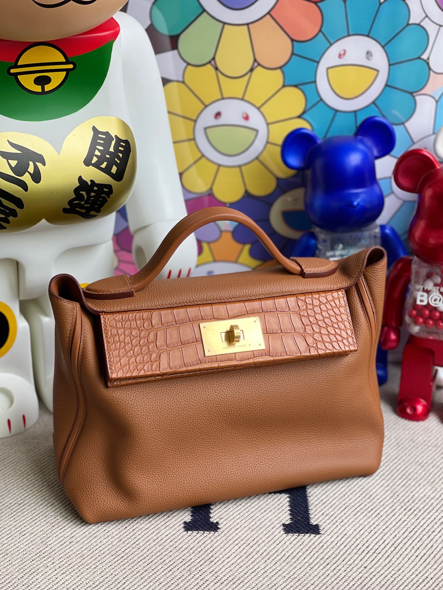 Hermès（爱马仕）Touch 系列 2424 金棕拼雾面棕色鳄鱼 金扣 29cm 顶级手缝