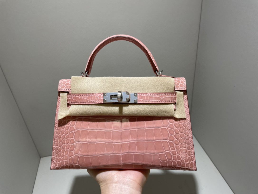Hermès（爱马仕）Mini kelly ll Alligator shiny 亮面鳄鱼 1Q 奶昔粉 银扣 顶级手缝 现货