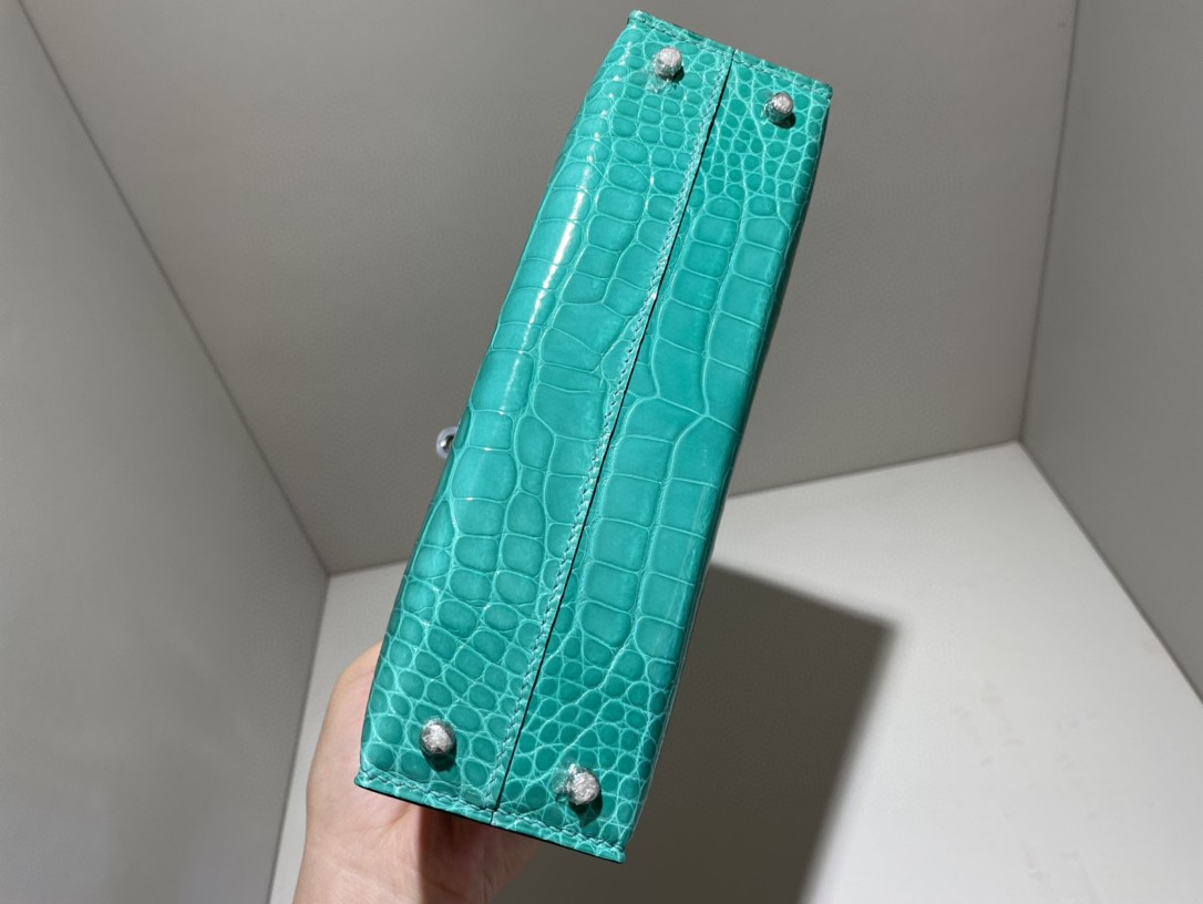 Hermès（爱马仕）Mini kelly ll Alligator shiny 亮面鳄鱼 6w 薄荷绿 银扣 顶级手缝 现货