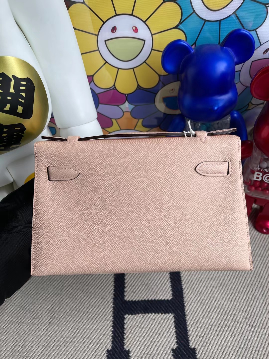 Hermès(爱马仕)MiniKelly Pochette Epsom P1 蔷薇粉 银扣 22cm-拉尔森鳄鱼皮具定制 - 爱马仕包包官网 Hermès(爱马仕)MiniKelly Pochette Epsom P1 蔷薇粉 银扣 22cm