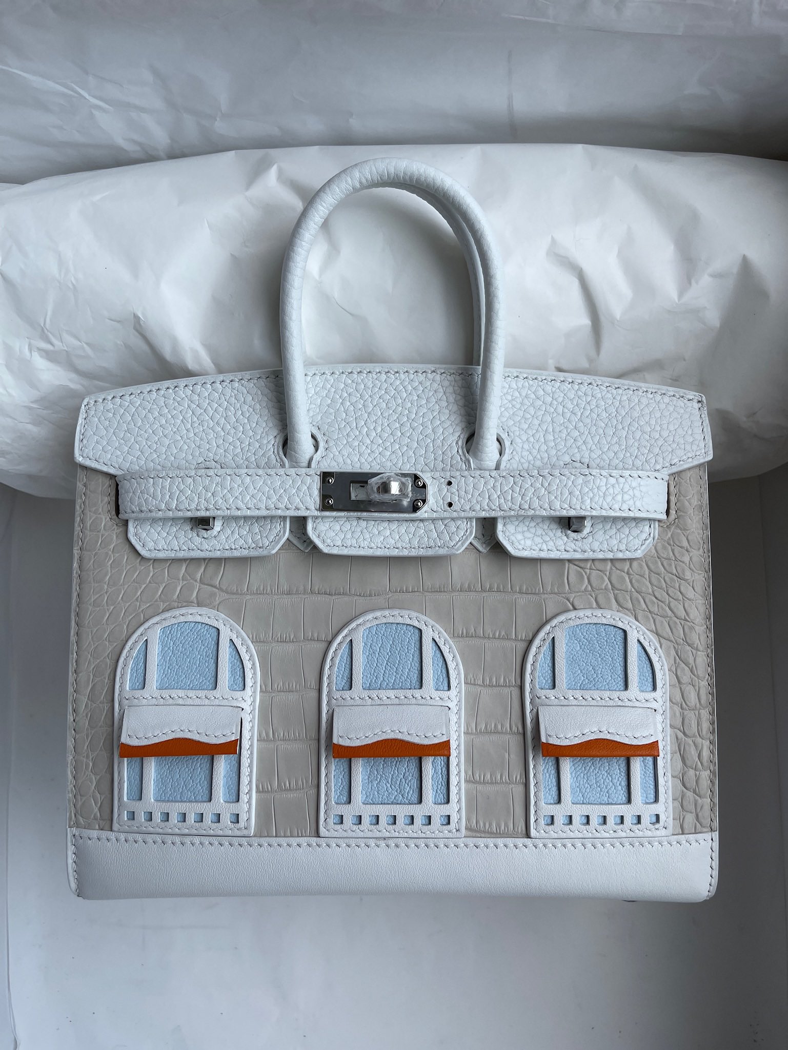 Hermès(爱马仕)Birkin 铂金包 小房子 白色 银扣 20cm 限量现货-拉尔森鳄鱼皮具定制 - 爱马仕包包官网 Hermès(爱马仕)Birkin 铂金包 小房子 白色 银扣 20cm 限量现货