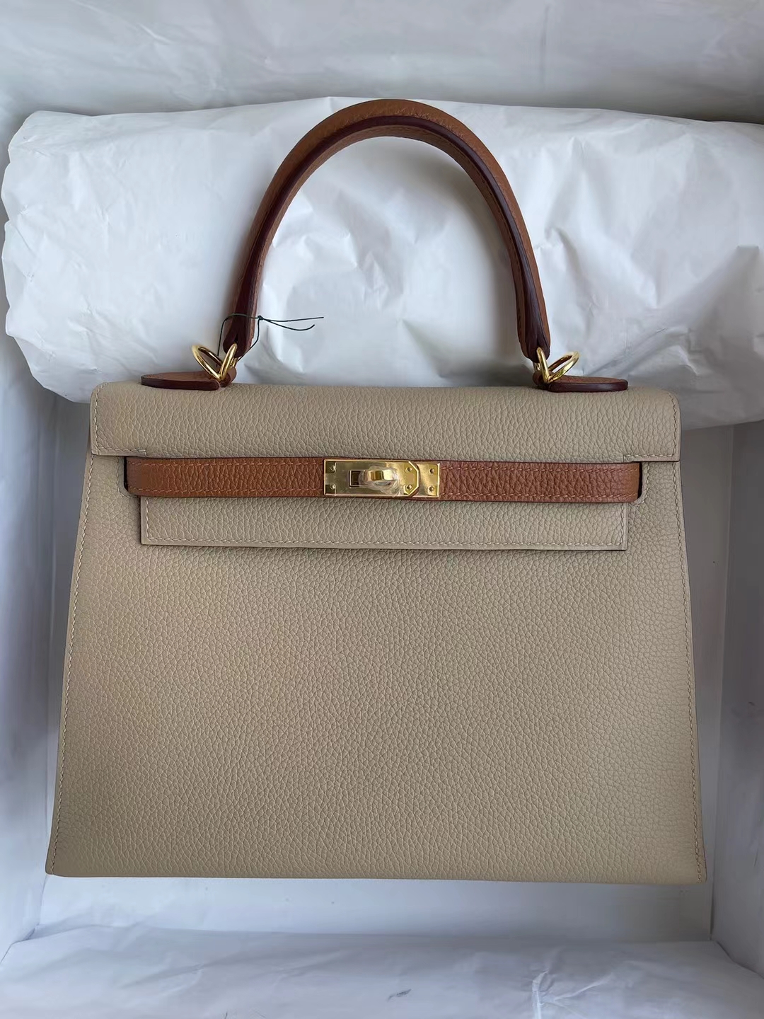 Hermès（爱马仕）Kelly 凯莉包 S2 风衣灰 拼 Ck37 金棕色 Togo 外缝 金扣 25cm