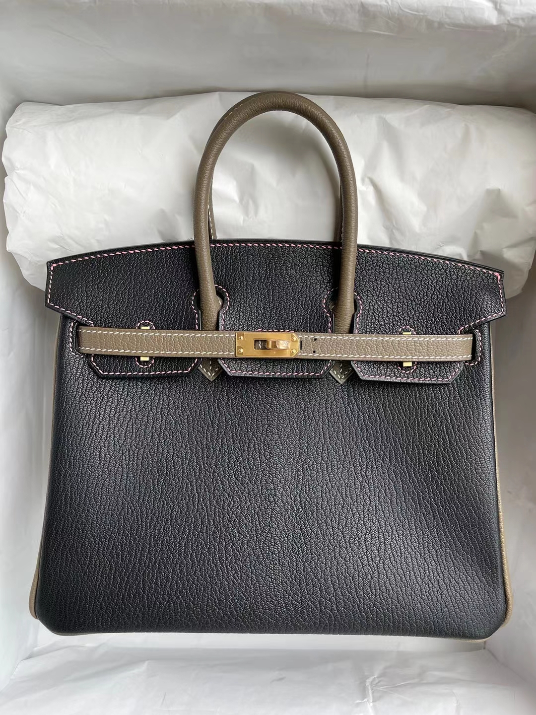 Hermès（爱马仕）Birkin 铂金包 Hss Chevre Ck89 黑色 拼 Ck18 大象灰 内拼 1Q 奶昔粉 磨砂金扣 25cm