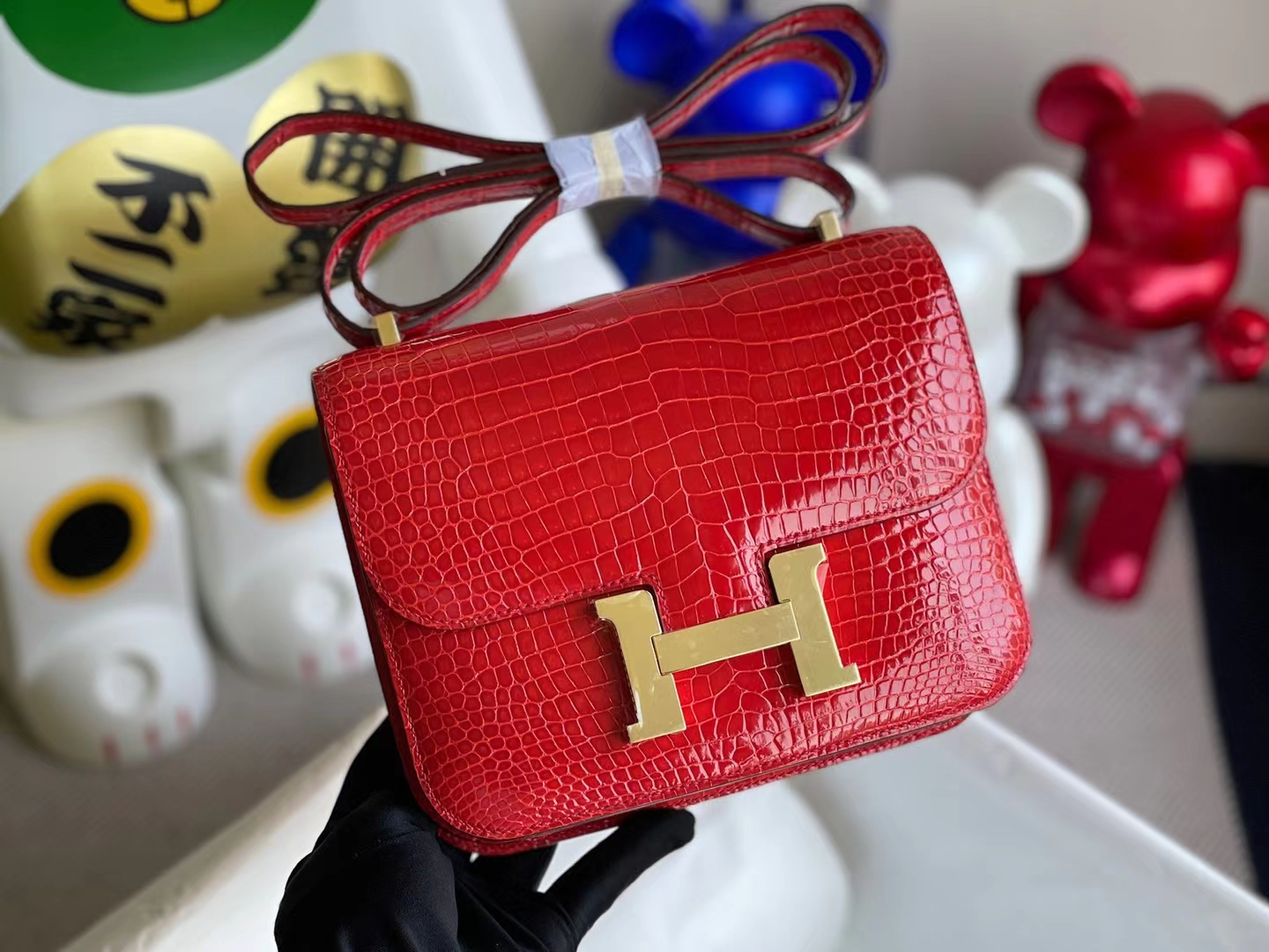 Hermès（爱马仕）Constance 空姐包 亮面倒v澳洲湾鳄 ck95 法拉利红 金扣 19cm
