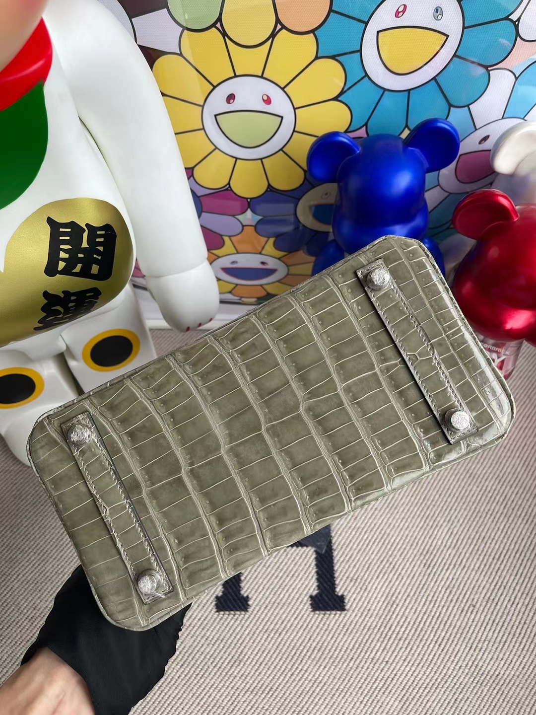 Hermès（爱马仕）Birkin 铂金包 亮面倒v澳洲湾鳄 Ck81 斑鸠灰 Griss 顶级工艺 银扣 25cm