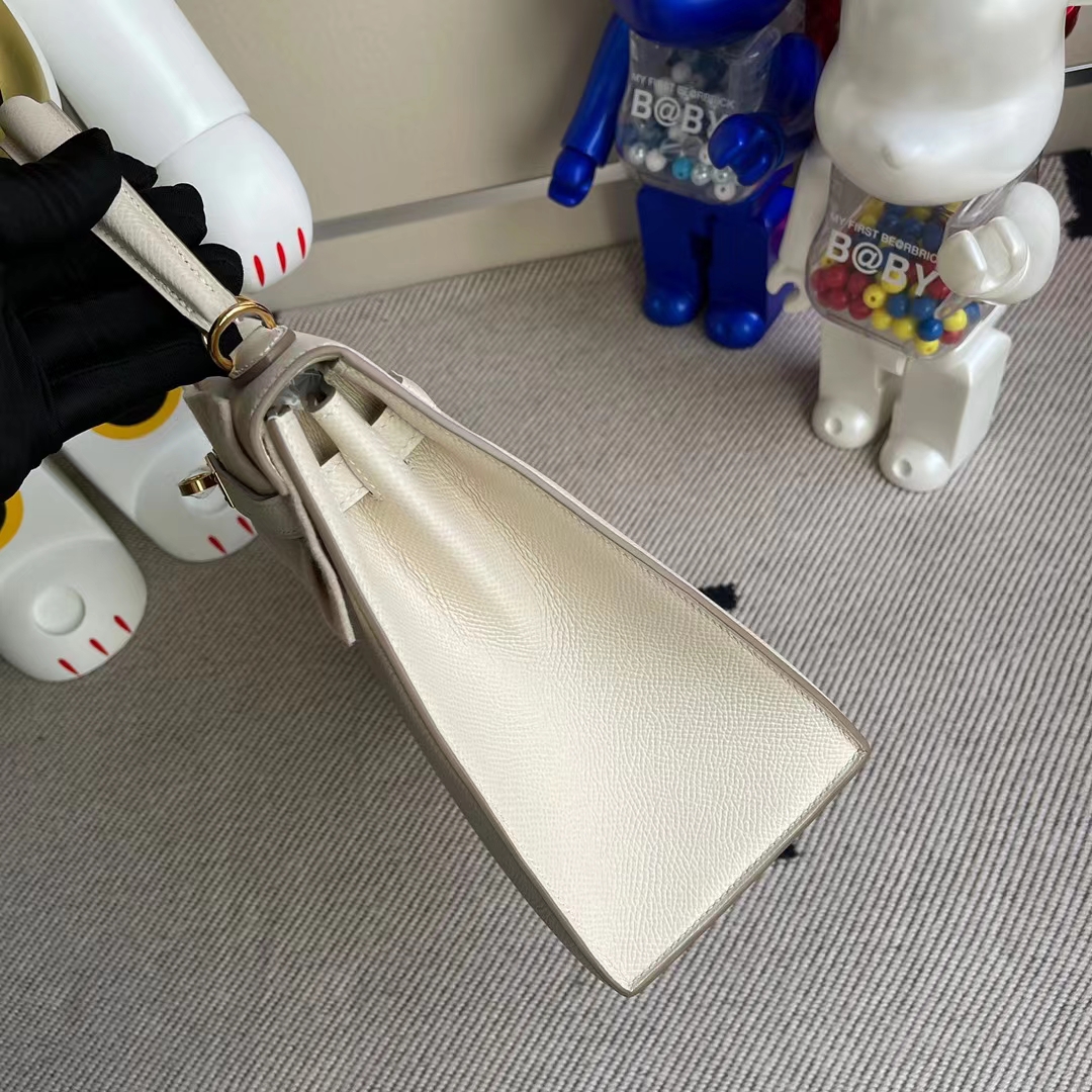 Hermès（爱马仕）Kelly 凯莉包 Epsom ck10 奶昔白 金扣 25cm