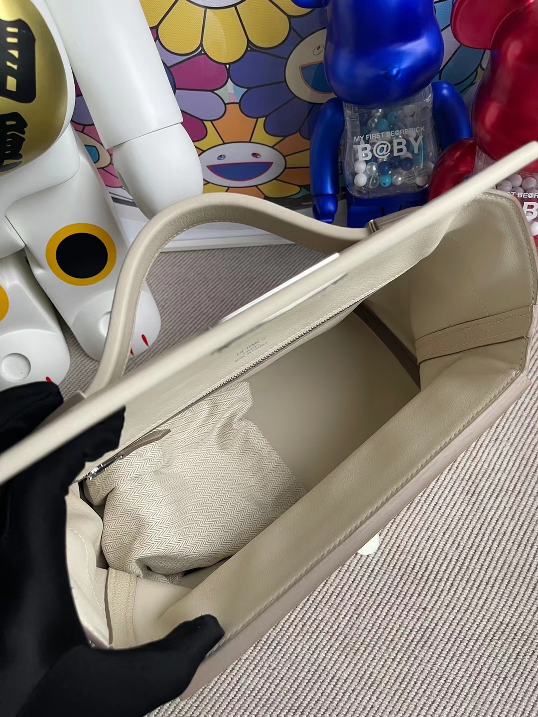 Hermès（爱马仕）Kelly 2424 Maurice 拼 swift Ck10 奶昔白 银扣