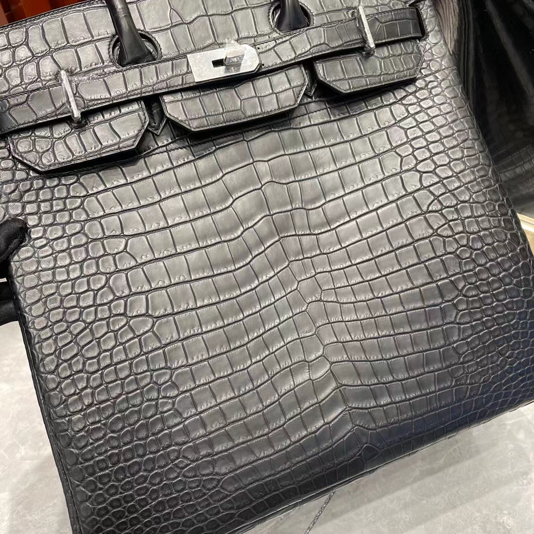 Hermès（爱马仕）Hac 40cm 雾面湾鳄鳄鱼 Ck89 黑色 银扣 顶级工艺 全手工缝制 Matte Porosus Crocodile