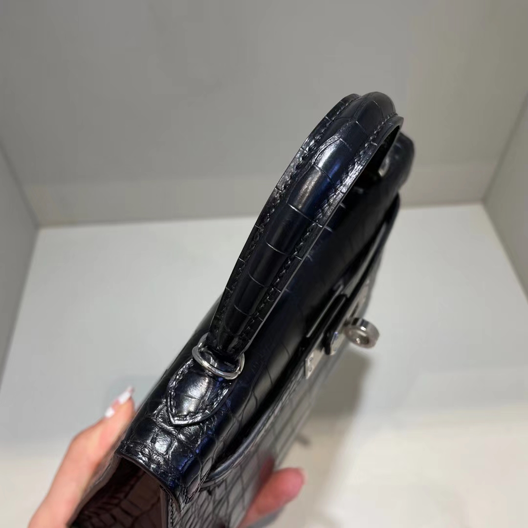 Hermès（爱马仕）Kelly Mini Ⅱ 迷你凯莉 雾面美洲鳄 Ck89 黑色 银扣 19cm