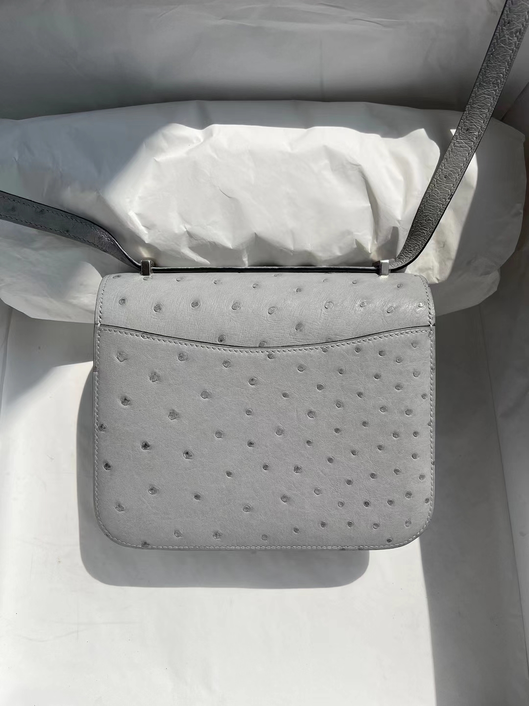 Hermès（爱马仕）Constance 空姐包 Ostrich 鸵鸟皮 8U 冰川蓝 顶级工艺 全手工缝制 银扣 19cm