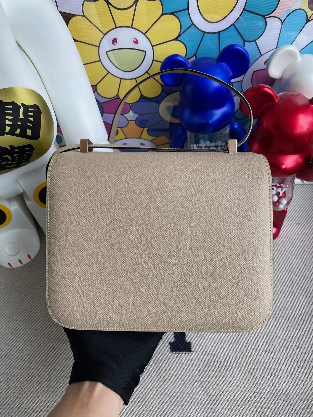 Hermès（爱马仕）Constance 空姐包 Epsom S2 风衣灰 内拼 杏色 玫瑰金扣 24cm