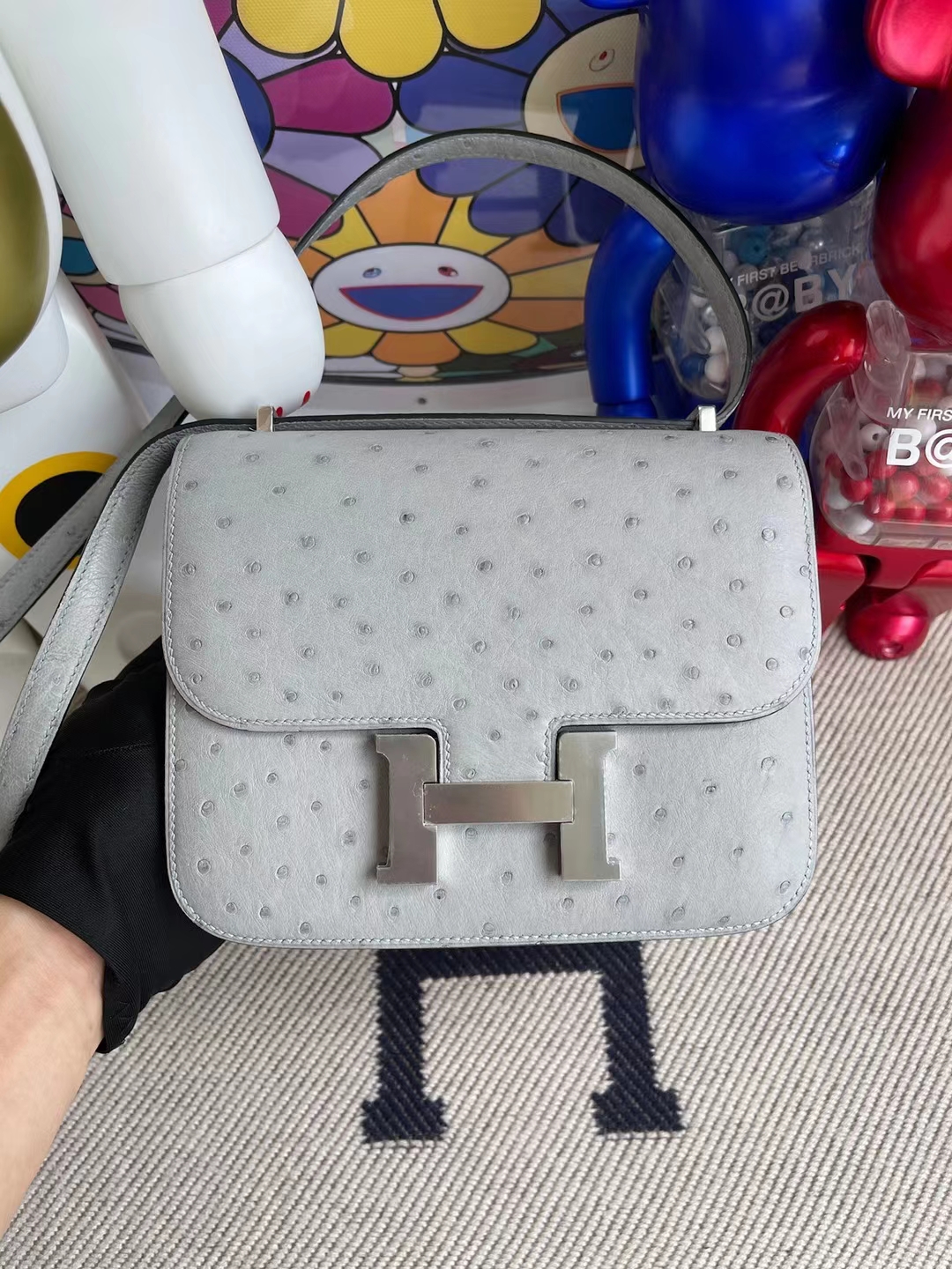 Hermès（爱马仕）Constance 空姐包 Ostrich 鸵鸟皮 8U 冰川蓝 顶级工艺 全手工缝制 银扣 19cm