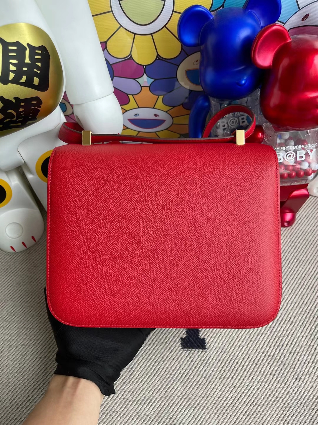Hermès(爱马仕)Constance 空姐包 Epsom Q5 国旗红 金扣 24cm-拉尔森鳄鱼皮具定制 - 爱马仕包包官网 Hermès(爱马仕)Constance 空姐包 Epsom Q5 国旗红 金扣 24cm