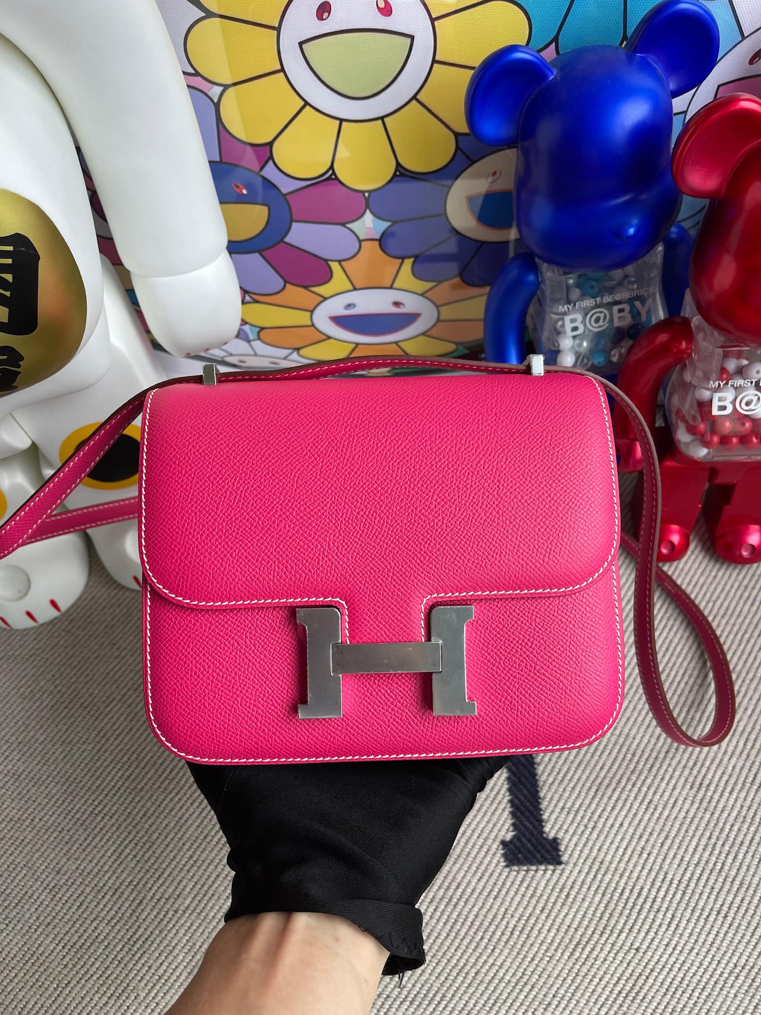 Hermès（爱马仕）Constance 空姐包 Epsom 原厂掌纹皮 糖果粉 银扣 18cm 顶级手缝
