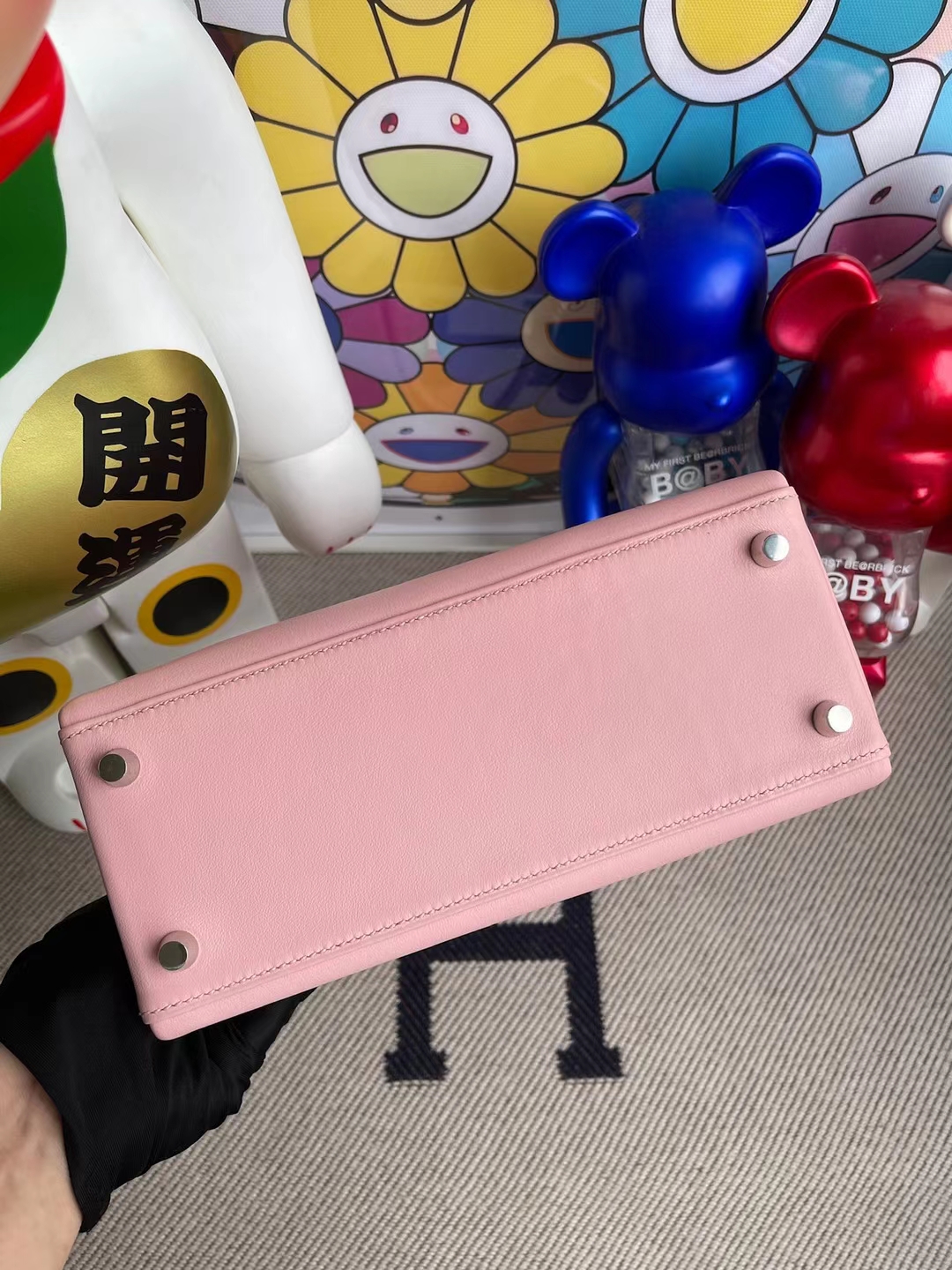 Hermès（爱马仕）Kelly 凯莉包 Swift 进口平纹皮 3Q 新粉色 银扣 25cm