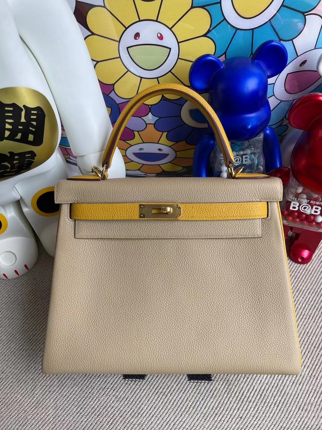 Hermès（爱马仕）Kelly 凯莉包 Togo 顶级小牛皮 Ck81 斑鸠灰 拼 9D 琥珀黄 金扣 28cm