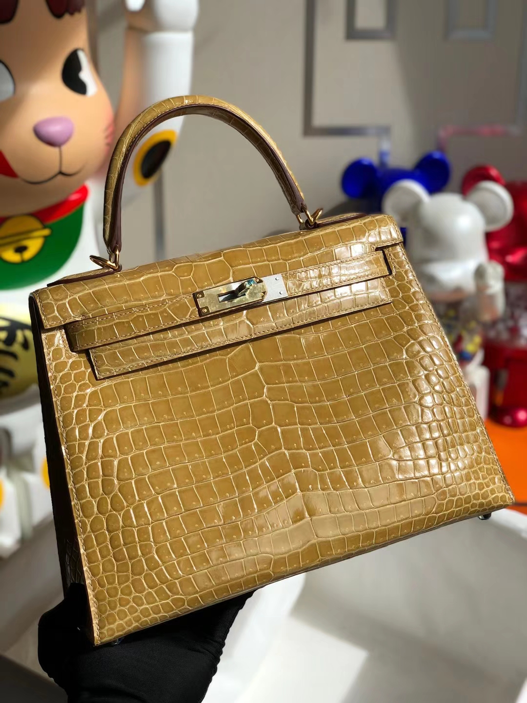 Hermès（爱马仕）Kelly 凯莉包 亮面倒v澳洲湾鳄 Ck14 杏色 shiny porosus crocodile 金扣 28cm