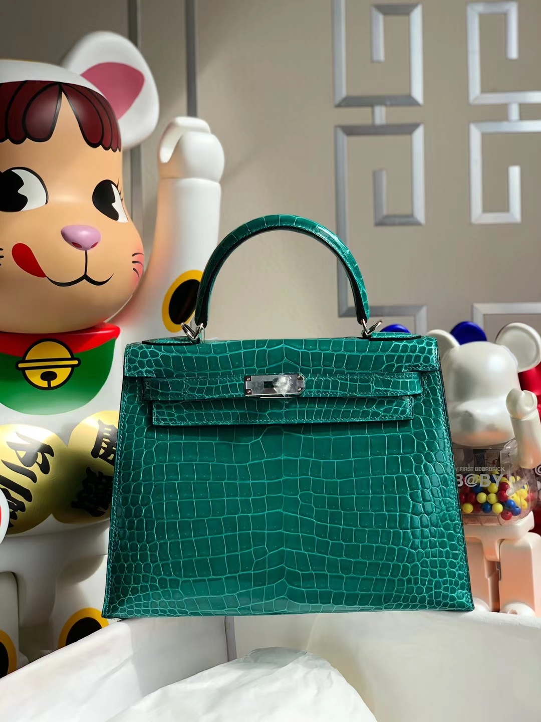 Hermès（爱马仕）Kelly 凯莉包 亮面倒v澳洲湾鳄 O6 帝王绿 shiny porosus crocodile 银扣 28cm
