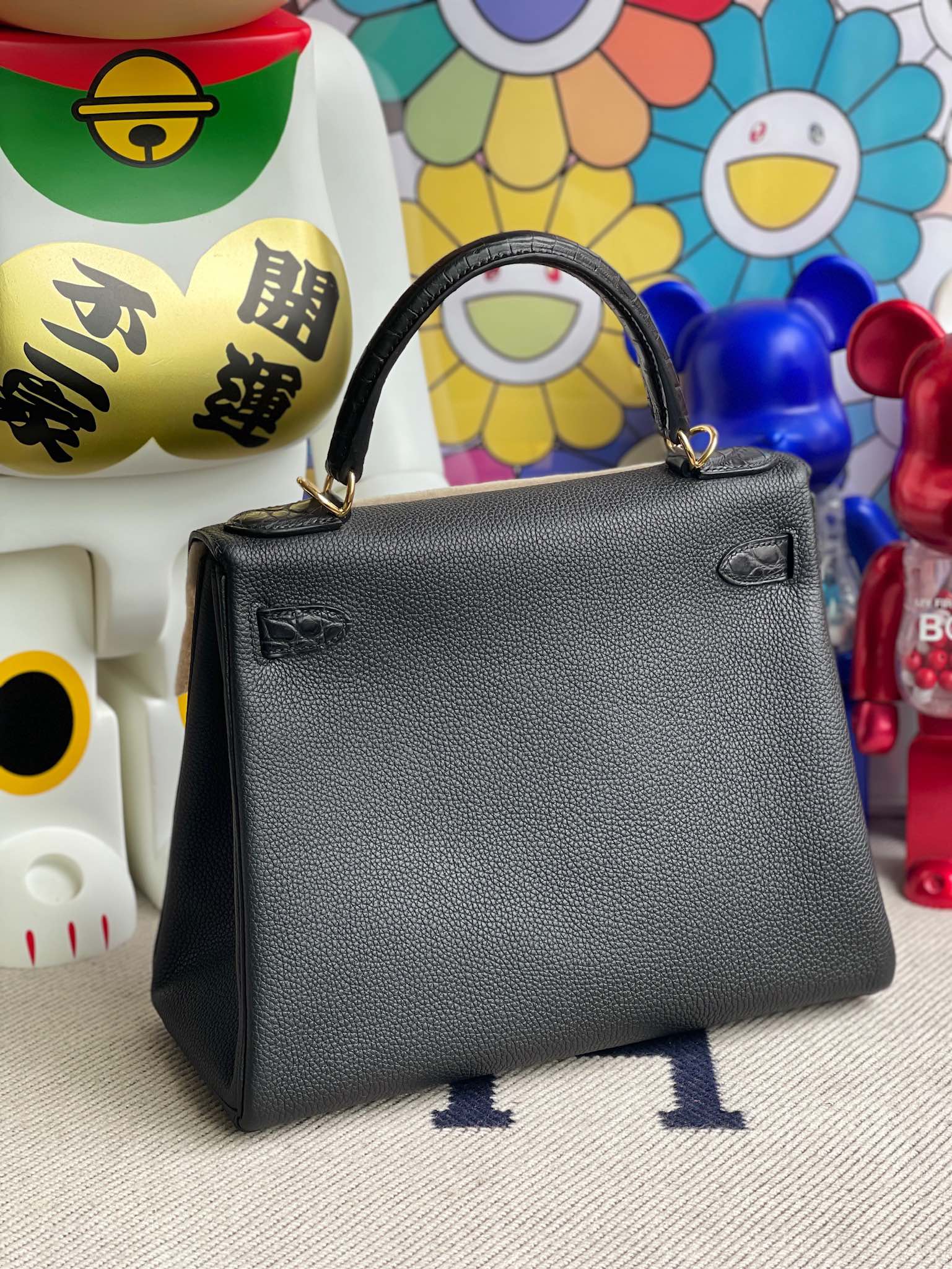 Hermès（爱马仕）Kelly Touch 凯莉包 ck89 黑色 雾面鳄鱼 金扣 28cm 顶级手缝 定制