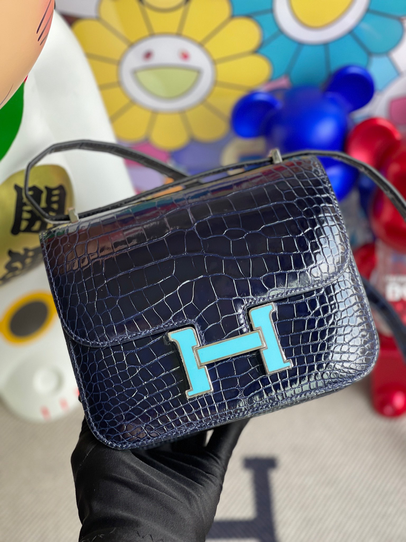 Hermès（爱马仕）Constance 康斯坦斯 Alligator shiny 亮面鳄鱼 宝石蓝 珐琅扣 18cm 顶级手缝